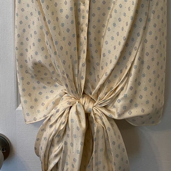 Marc Jacobs Flower Print Cream Silk Top - Picture 3 of 3